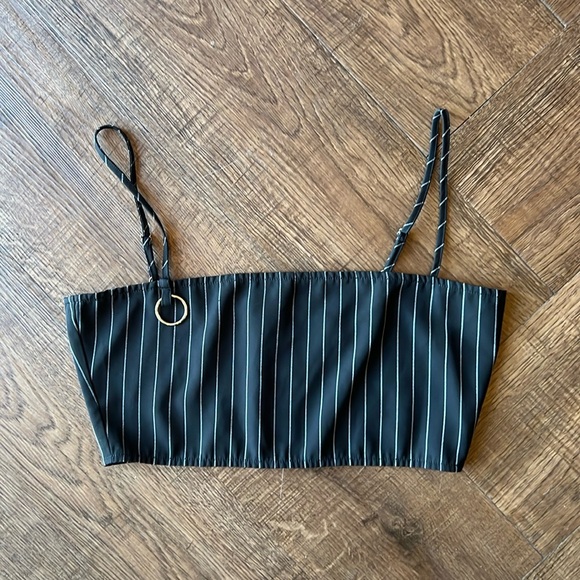 Tiger Mist Pinstripe Crop Top Black/White Sz M NWOT - Picture 1 of 2
